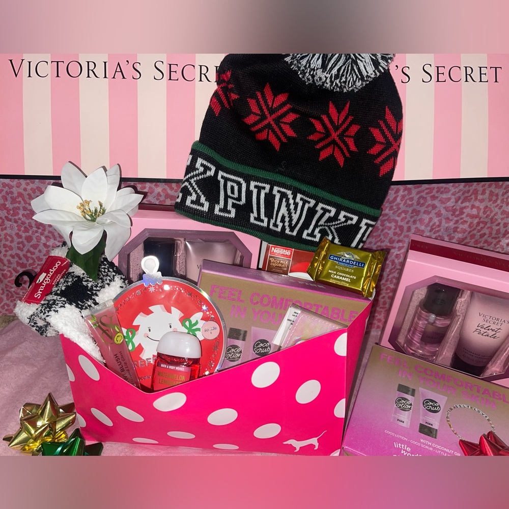 Victoria’s Secret deluxe gift basket